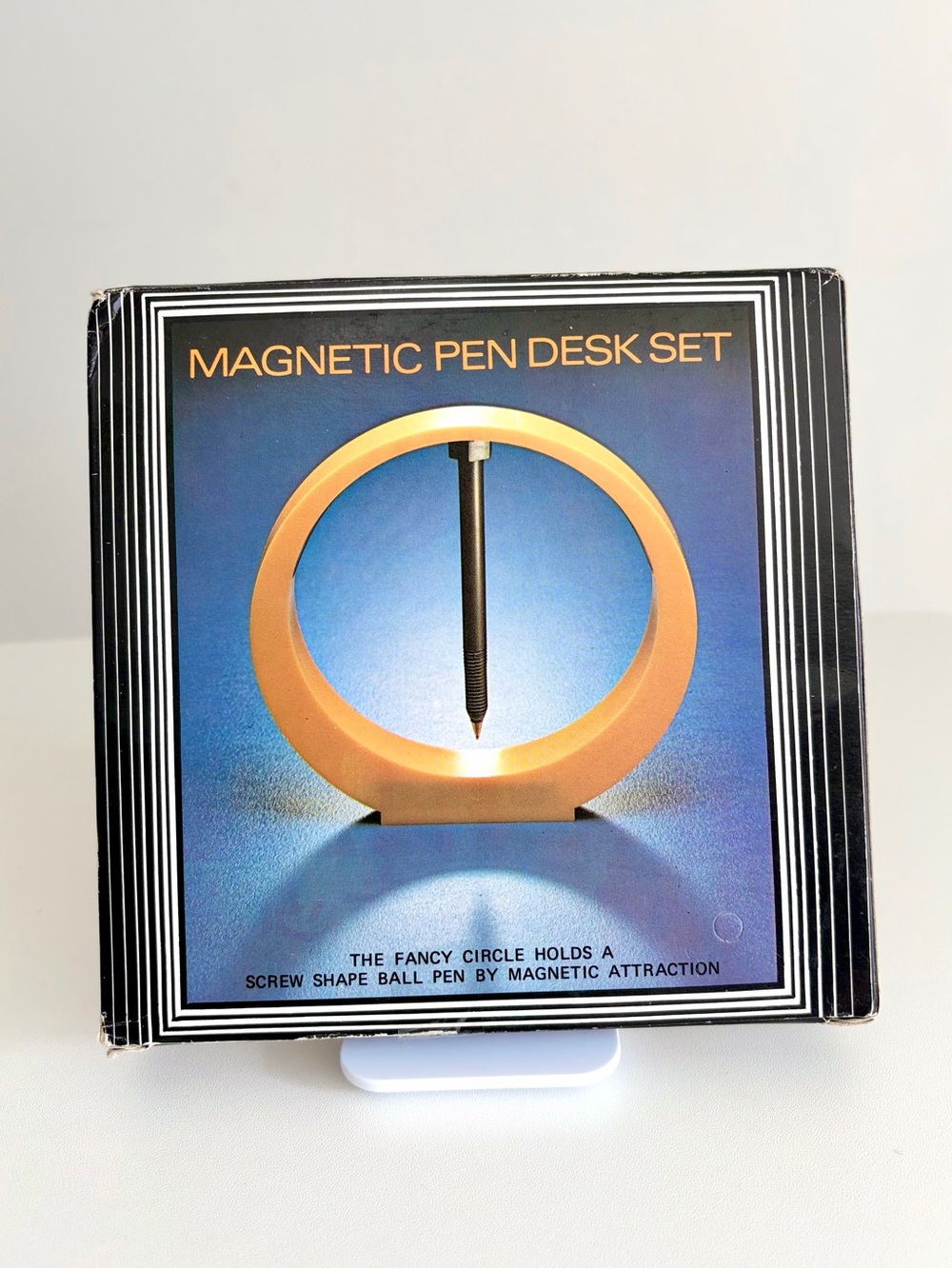 Vintage Magnetic Floating Pen Desk Set Retro Space Age